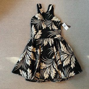 Girls sz 10 NWT Formal Dress